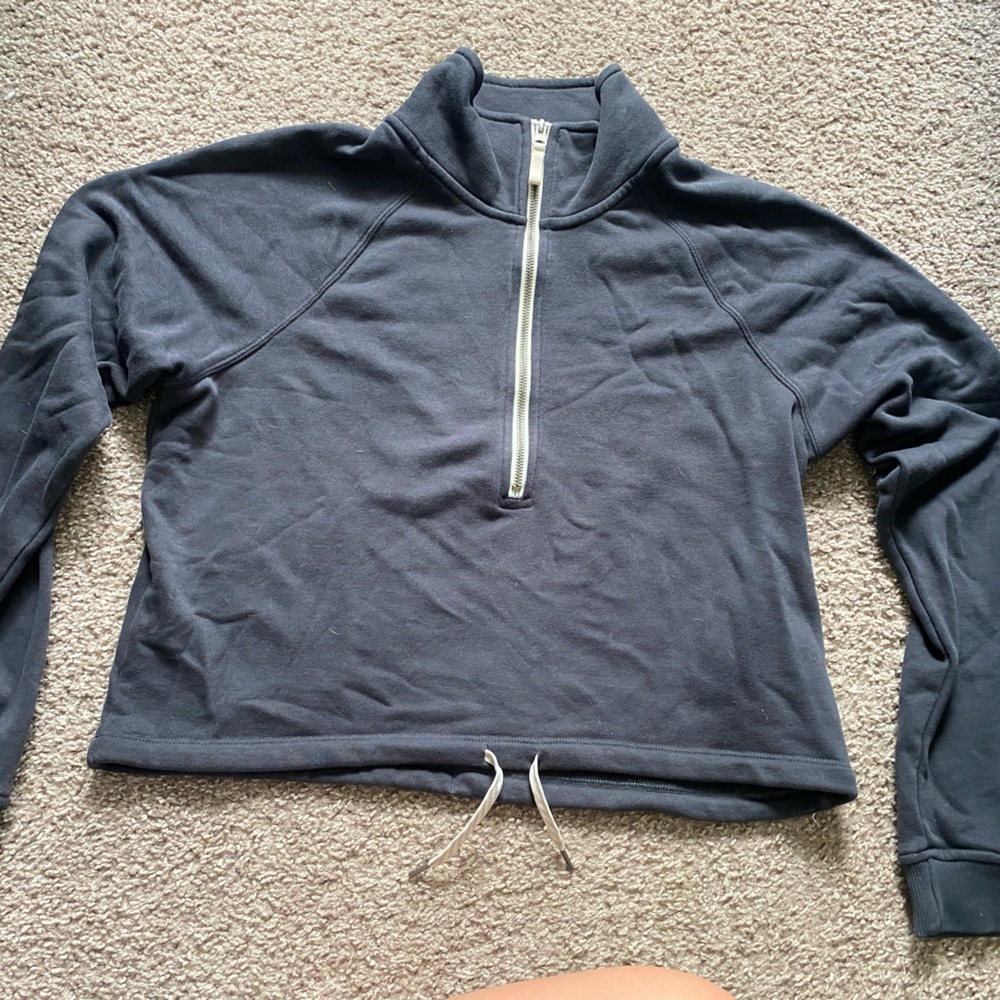 Vuori quarter zip grey/blue sweater